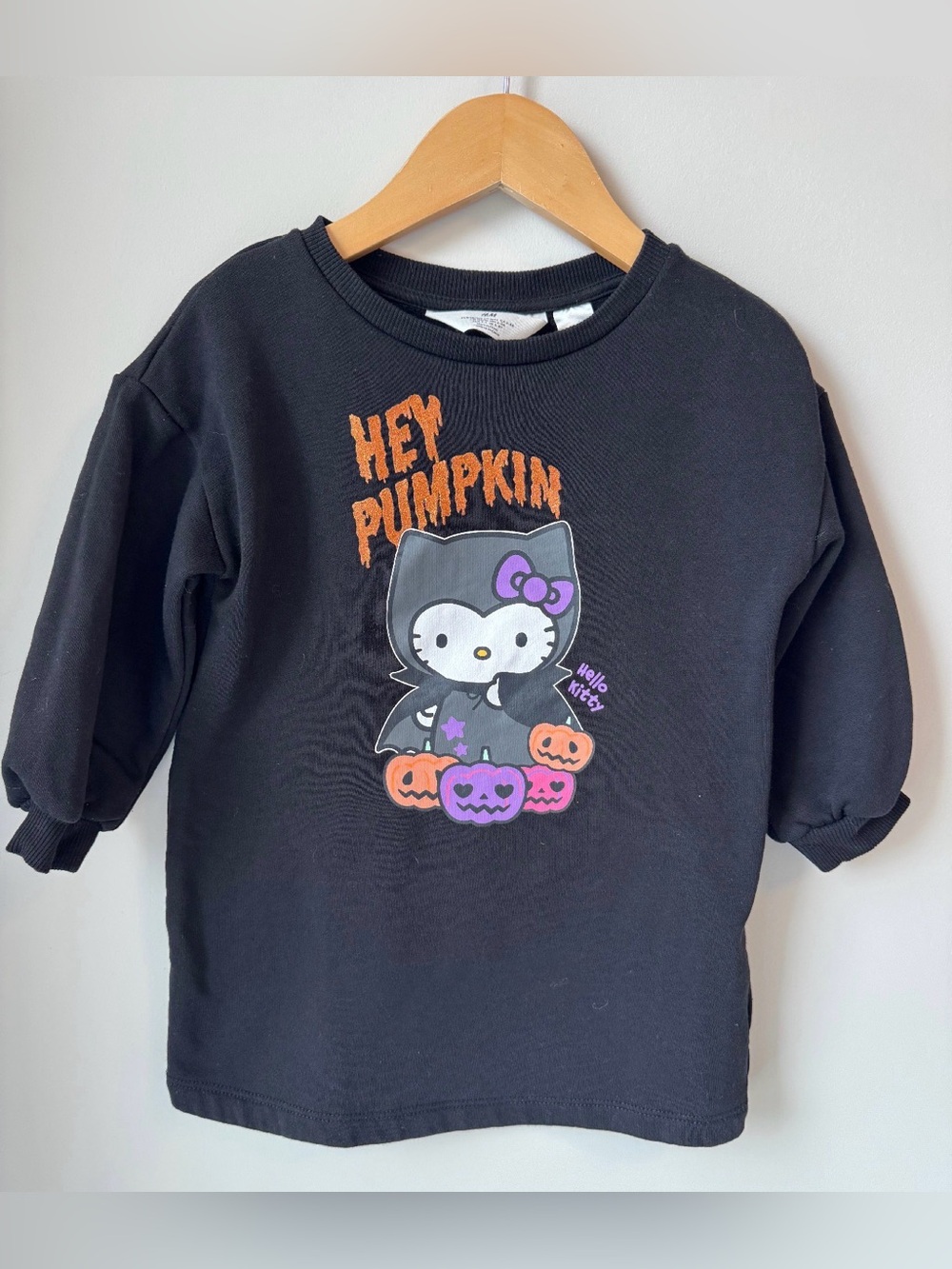 H&M Black Hello Kitty 'Hey Pumpkin' Graphic Sweatshirt Dress 2-4Y